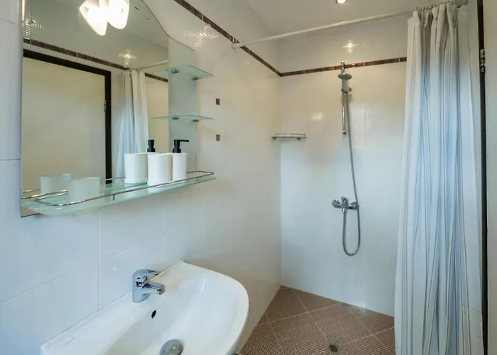 Kadiyata Guest house 3*